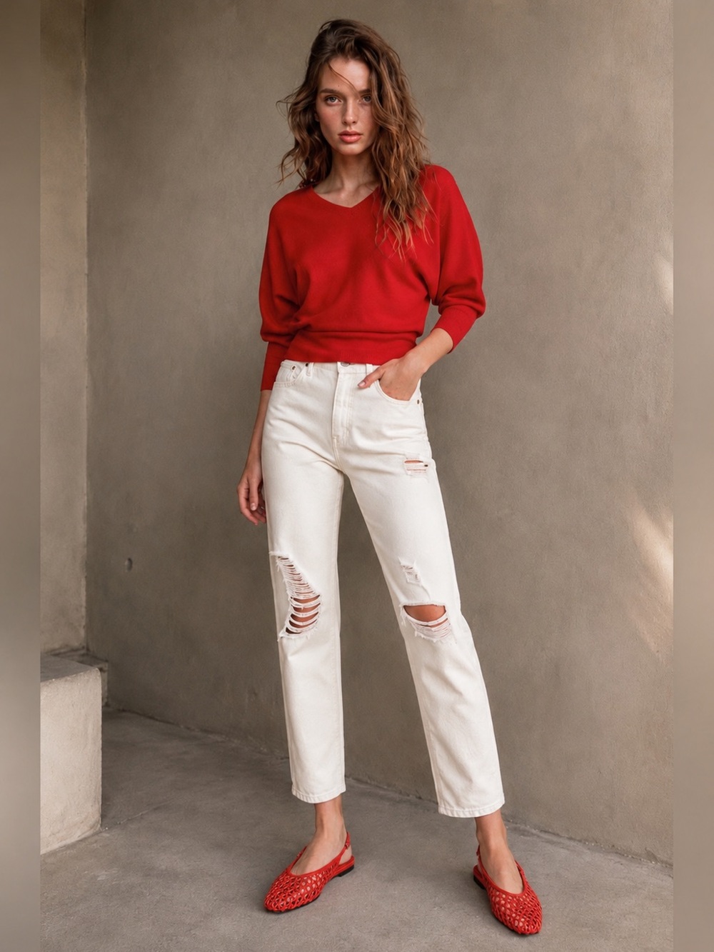 NWT Old Navy Women's White Rip Ankle High Jeans